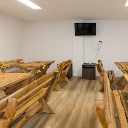 Apart Otel Viktorijini Konaci *