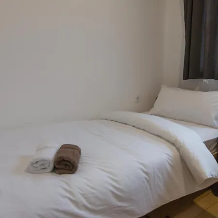 Apart Otel Viktorijini Konaci Kremna