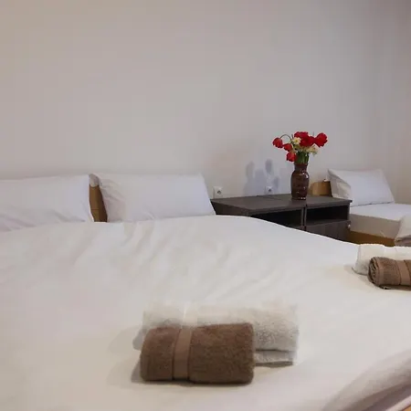 Apart Otel Viktorijini Konaci Kremna